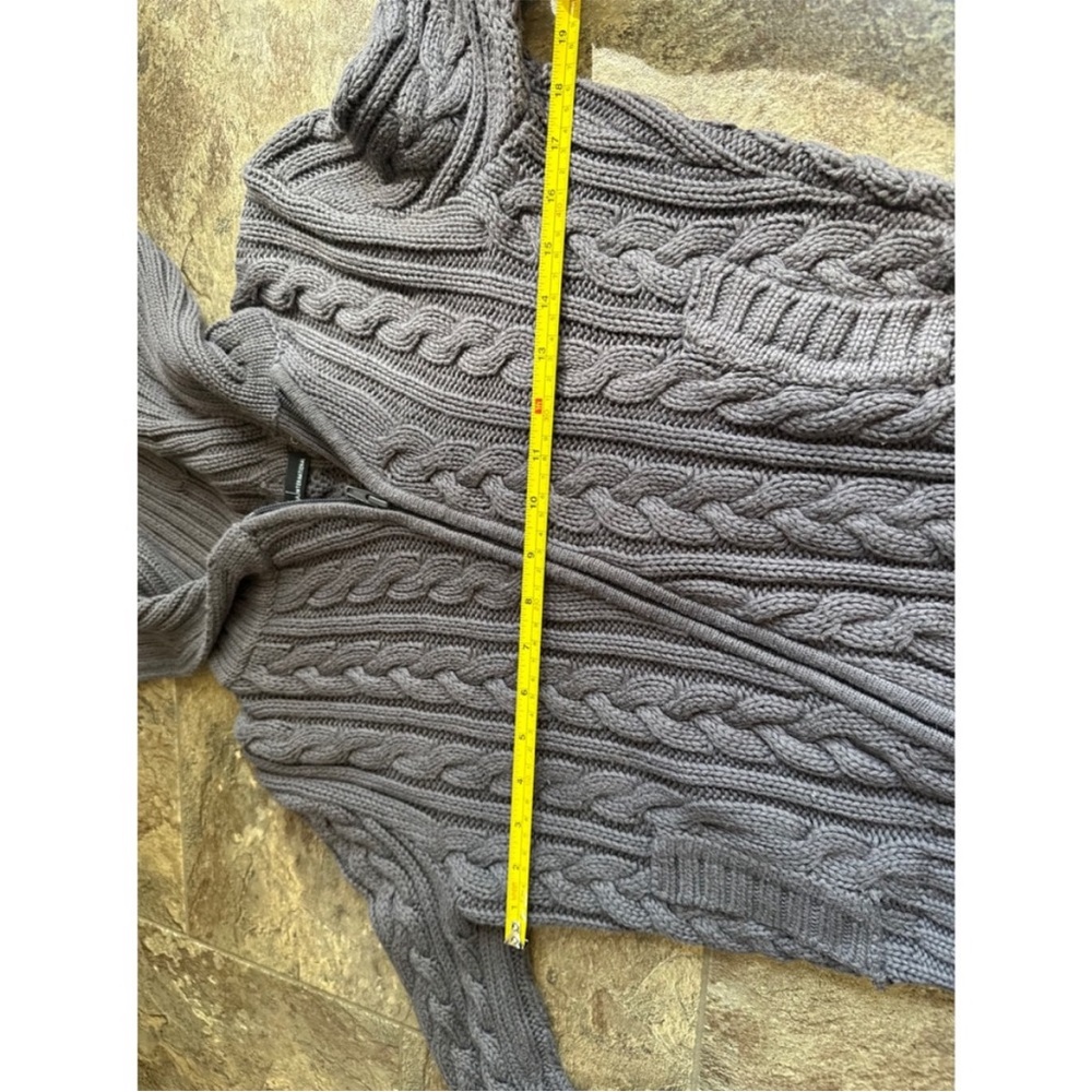 Moda International Cable-Knit Zip Sweater - Picture 4 of 6